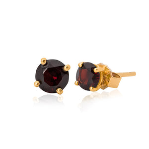 9ct Yellow Gold Garnet Stud Earrings